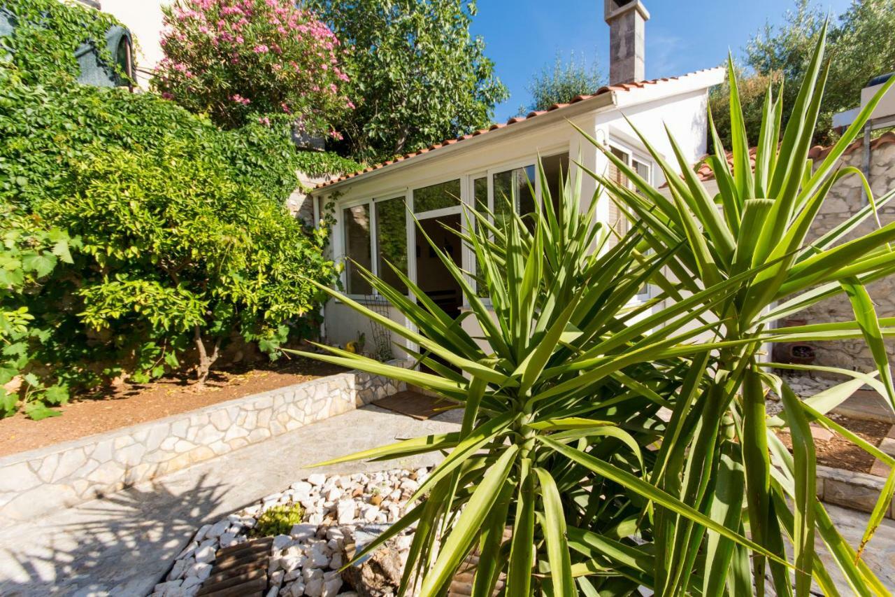 Apartments Bluesky Trogir Exterior photo