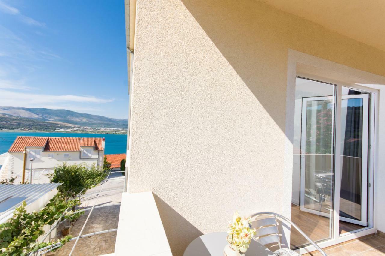 Apartments Bluesky Trogir Exterior photo